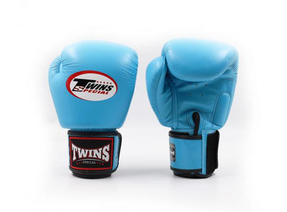 Gants de boxe Twins BGVL-3 – Bleu clair